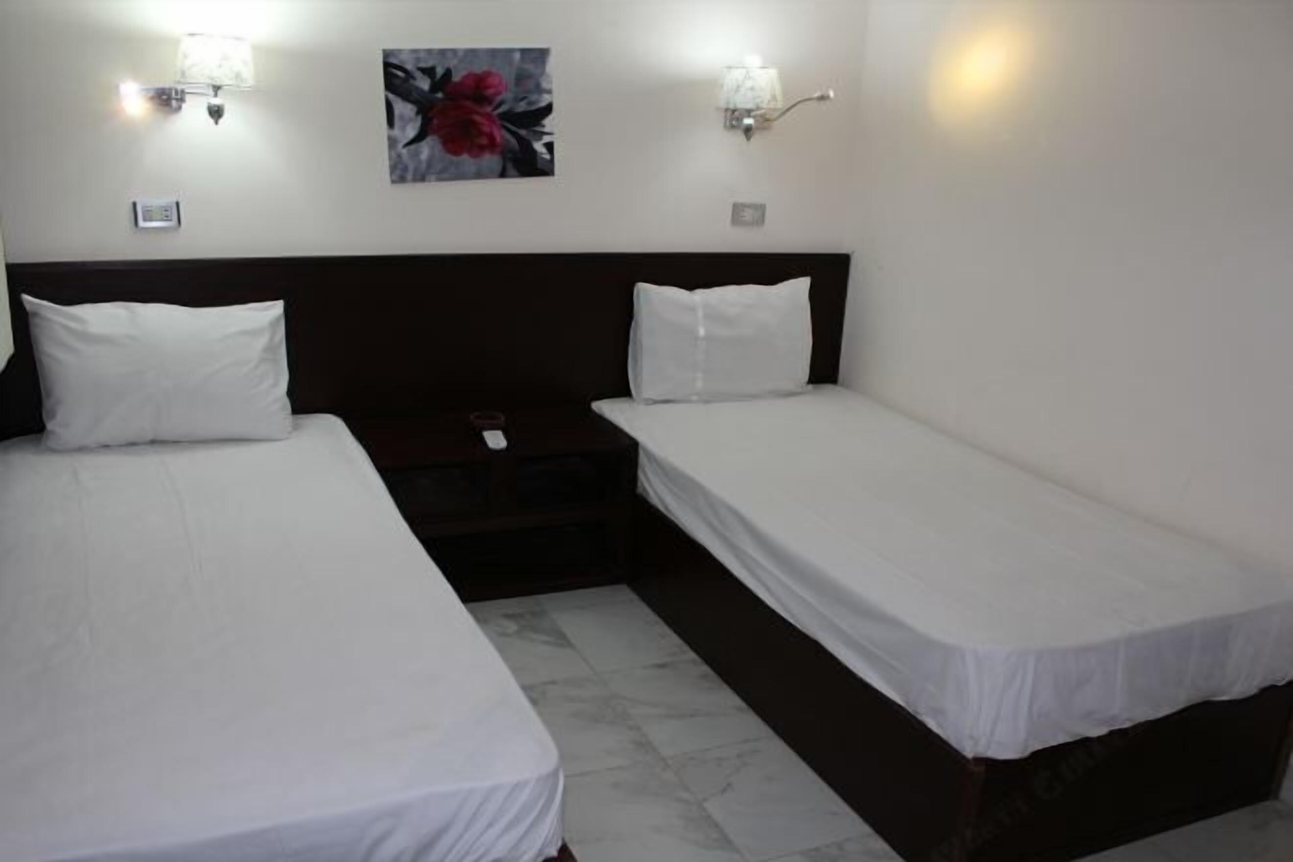 In-room safe, bed sheets, wheelchair access