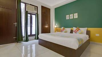 3 bedrooms, iron/ironing board, free WiFi