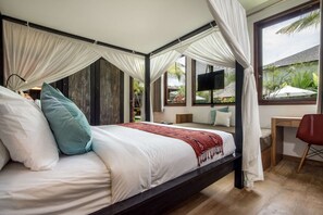 12 habitaciones, acceso a internet y ropa de cama 