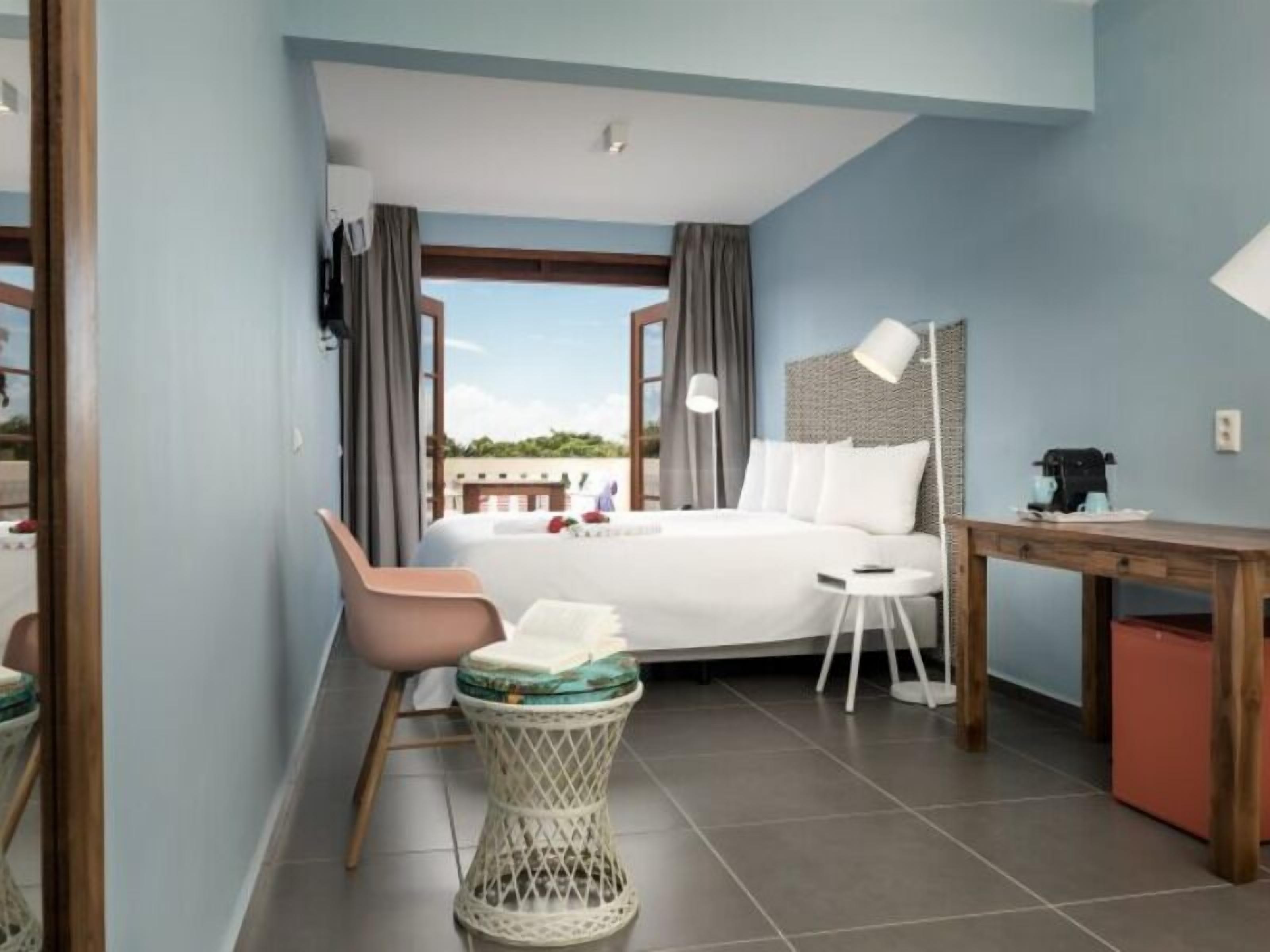 Dubbelrum - 1 queensize-säng | Minibar och gratis wi-fi