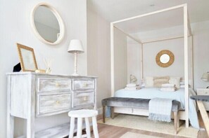 7 chambres, fer et planche à repasser, Wi-Fi gratuit, draps fournis