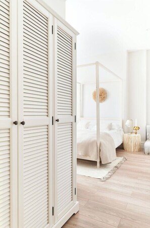 7 عدّة غرف نوم ومكواة/لوح كي وواي فاي مجانًا وملاءات أسرّة