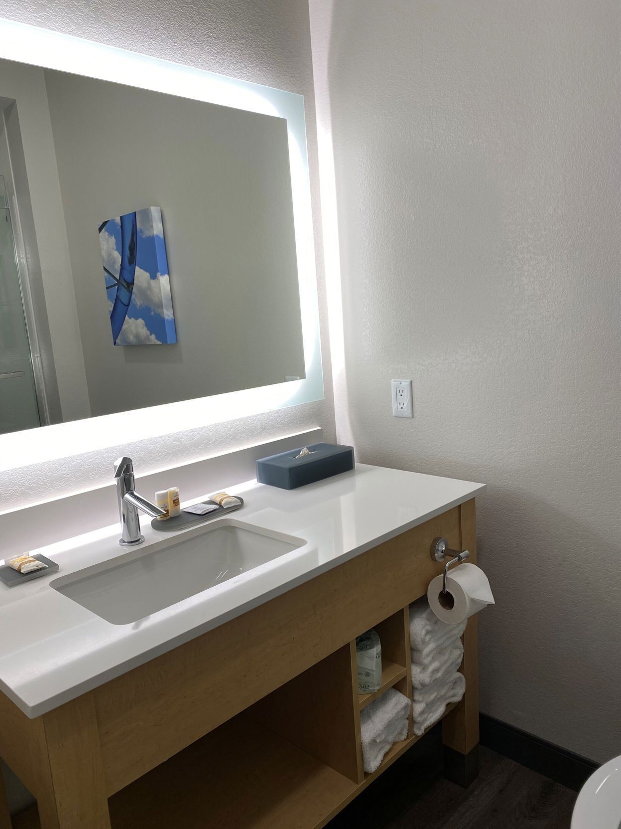 Bathroom | Hair dryer, towels, soap, shampoo