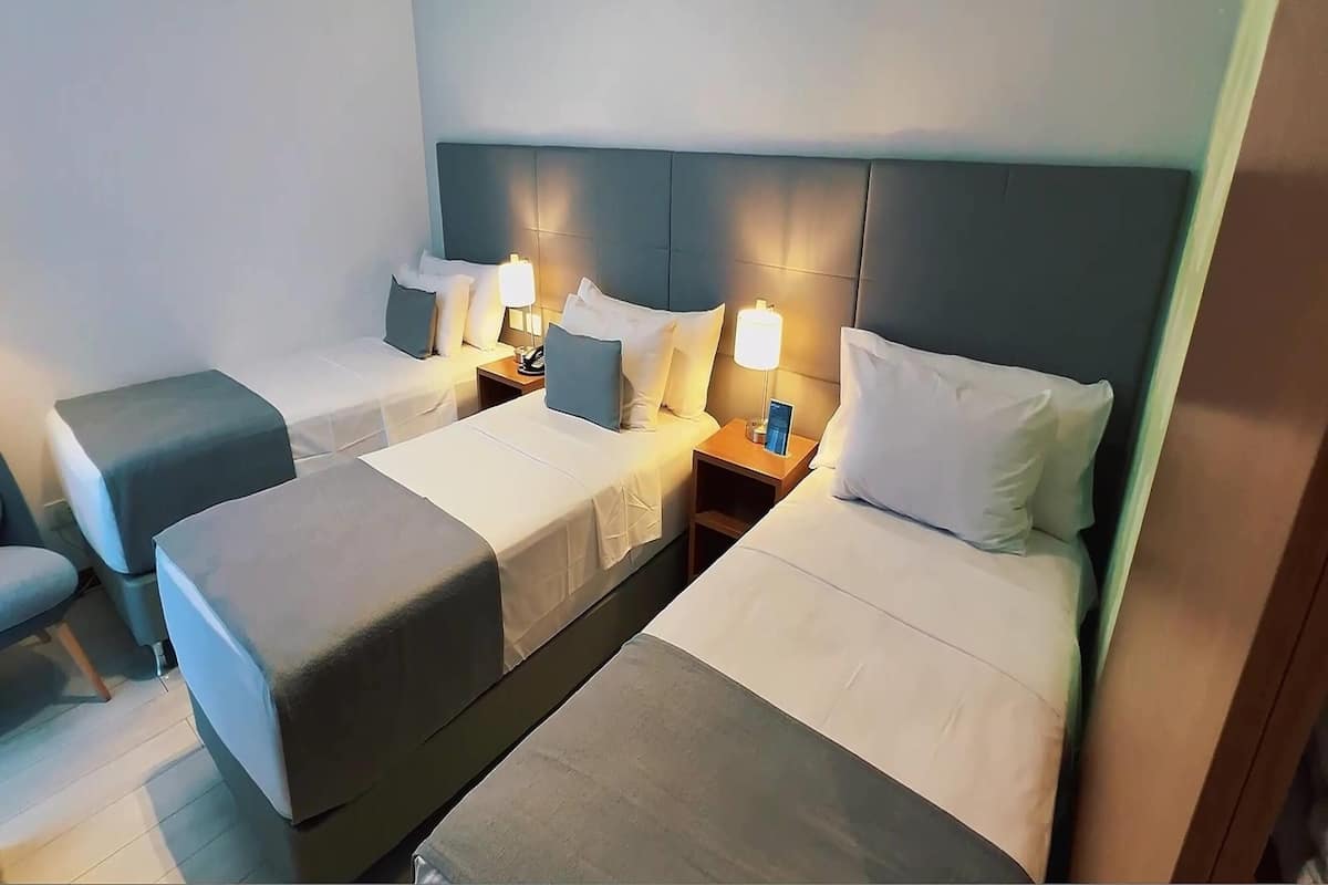 Room, 3 Single Beds, Non Smoking