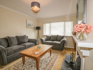 Cottage | Interior - Dune Haven (Truro)