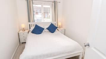 Mökki | 3 makuuhuonetta, yksilöllisesti sisustettu, yksilöllisesti kalustettu