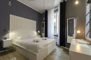 1 bedroom, laptop workspace, iron/ironing board, bed sheets - JOIVY Hidden Gem in Centro Città (Genoa)