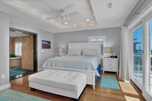 6 bedrooms, desk, iron/ironing board, travel cot