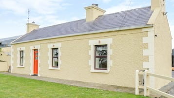 Cottage | Exterior
