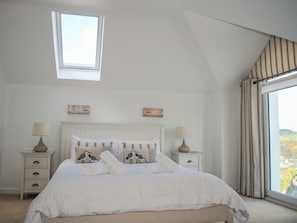 Cottage | 4 bedrooms, individually decorated, individually furnished, free WiFi - Yardarm (Salcombe)