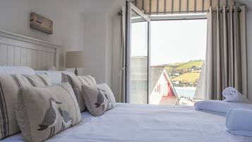 Cottage | 4 phòng ngủ, trang trí khác biệt