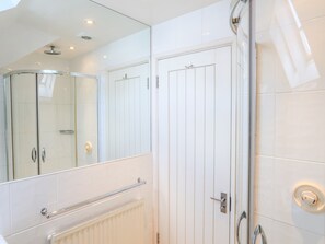 Cottage | Interior - Yardarm (Salcombe)