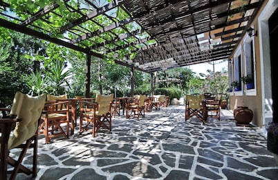 Vagia Beach Apartments