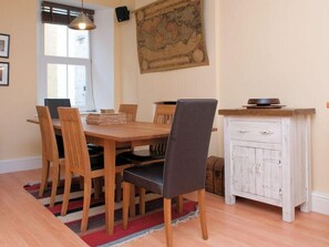 Cottage | Private kitchen | Dishwasher, cookware/dishes/utensils - Aeolus House (Dartmouth)