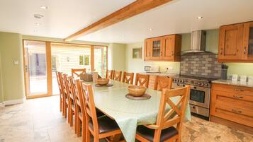 Cottage | Interior