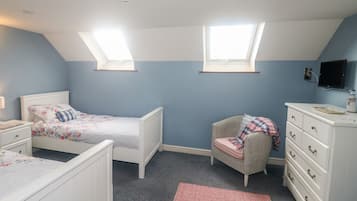 Cottage | Interior