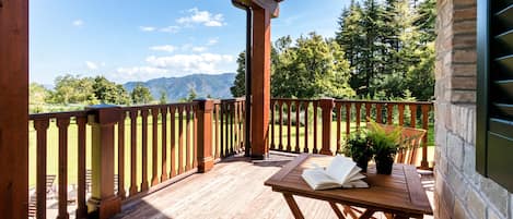 Villa, 3 Bedrooms, 2 Bathrooms | Terrace/patio