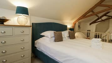 Chaumière | 1 chambre, décor unique, ameublement unique, accès au Wi-Fi (inclus)