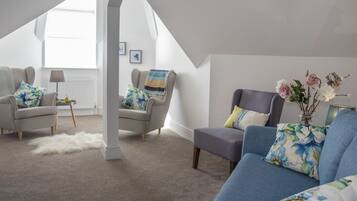 Cottage | Bahagian dalam