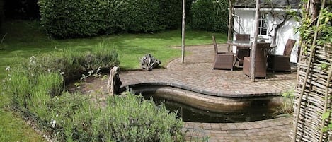 Cottage | Interior
