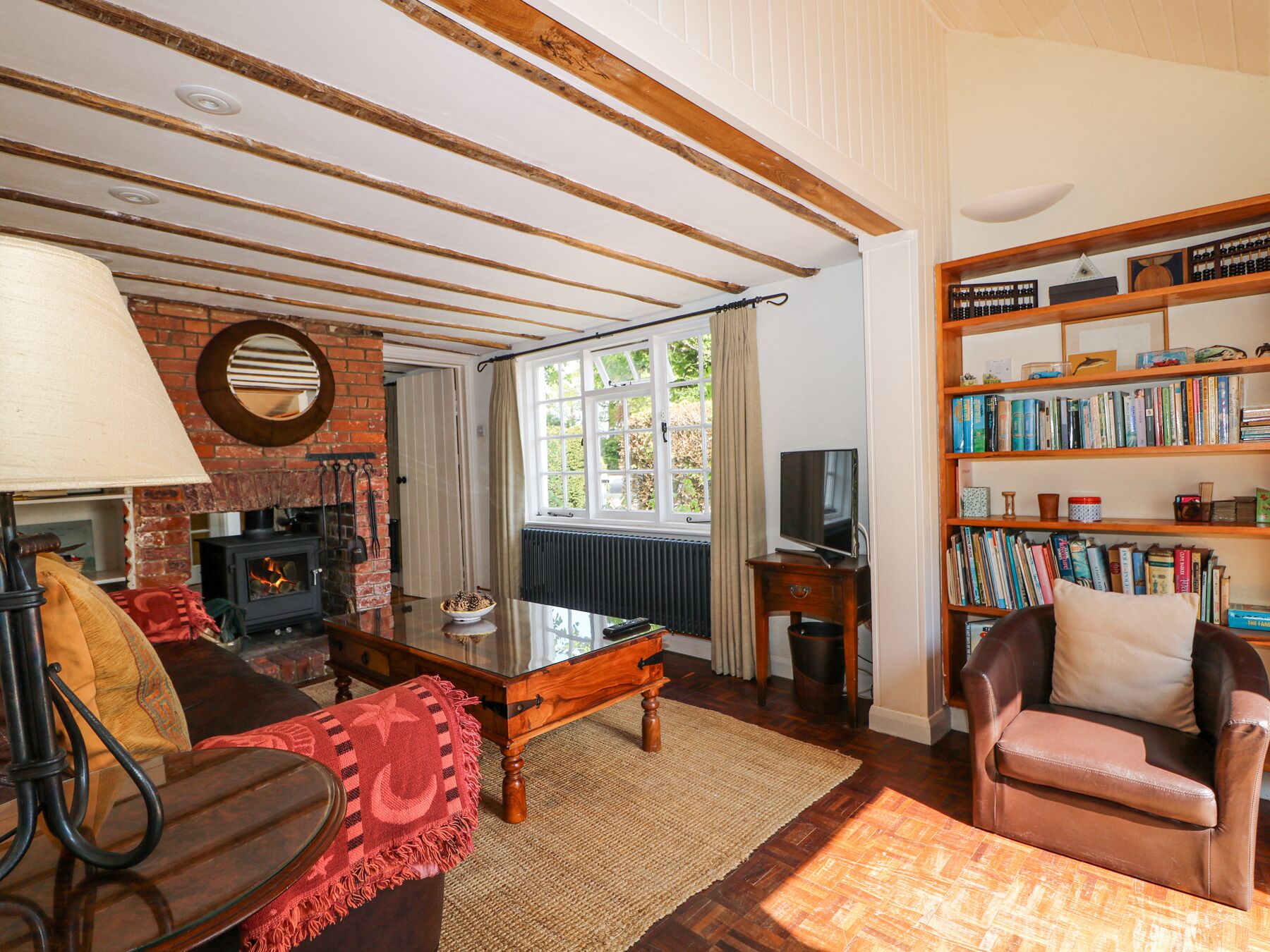 Cottage | Living area