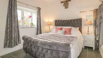 1 bedroom, individually decorated, individually furnished, free WiFi