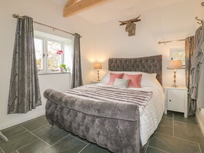 Cottage | 1 bedroom, individually decorated, individually furnished, free WiFi - The Bull Pen (St Austell)