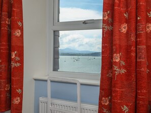 Cottage | Interior - Gadlys House - Beau View (Beaumaris)