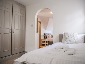 5 habitaciones, decoración personalizada y muebles diferentes 