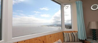 Porthole Cottage