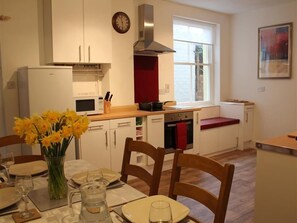 Cottage | Interior - Rojoy (Salisbury)