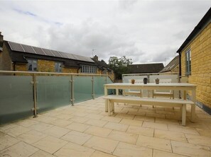 Cottage | Interior - The Hive (Cheltenham)