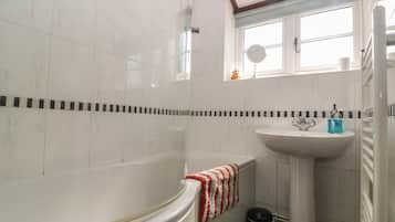 Cottage | Bathroom