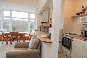 Private kitchen - 1 Hazeldene (Salcombe)