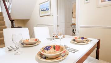 Cottage | Interior