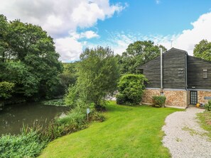 Cottage | Interior - 6 Streamside (Looe)