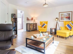 Cottage | Living room