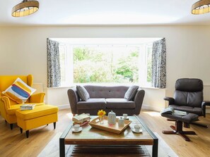 Cottage | Living room | TV - Gwyndy Bach (Caernarfon)