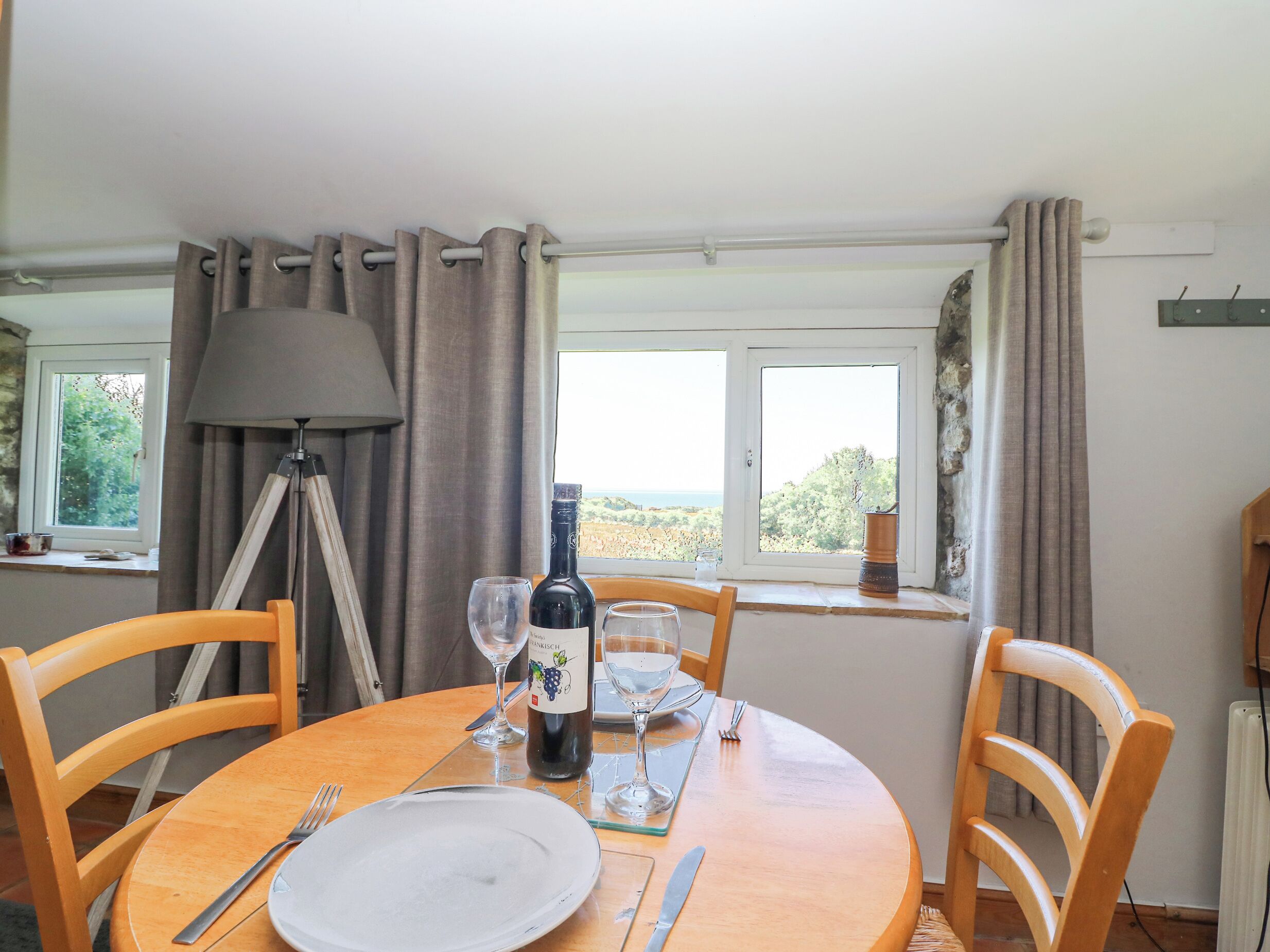Cottage | Interior