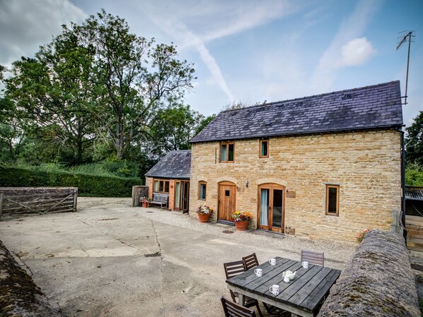 Cottage | Interior