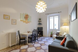 Appartement, 2 chambres, 2 salles de bains | Salle de séjour