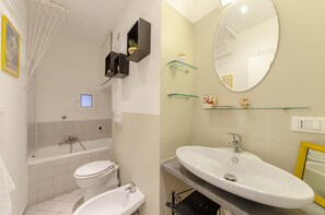 Apartment, 2 Bedrooms, 2 Bathrooms | Bathroom - JOIVY Family Flat, 5 Mins to Piazza Corvetto (Genoa)