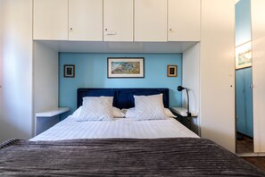 Apartment, 1 Bedroom, Terrace | 1 bedroom, desk, laptop workspace, iron/ironing board - JOIVY Quiet Apt w Terrace in Beautiful Area (Milan)