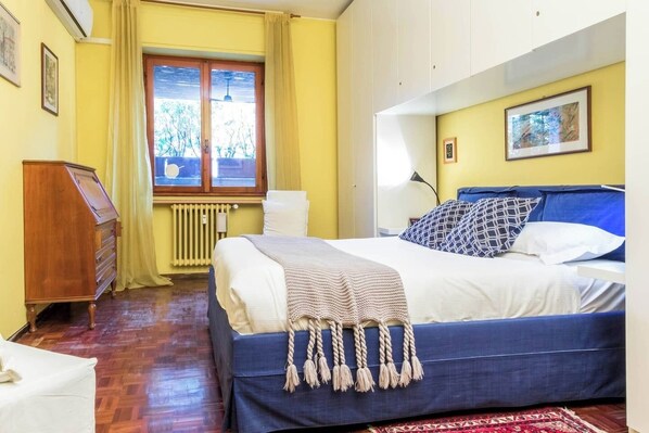 Appartement, 1 chambre, terrasse | 1 chambre, bureau, espace de travail pour ordinateur portable