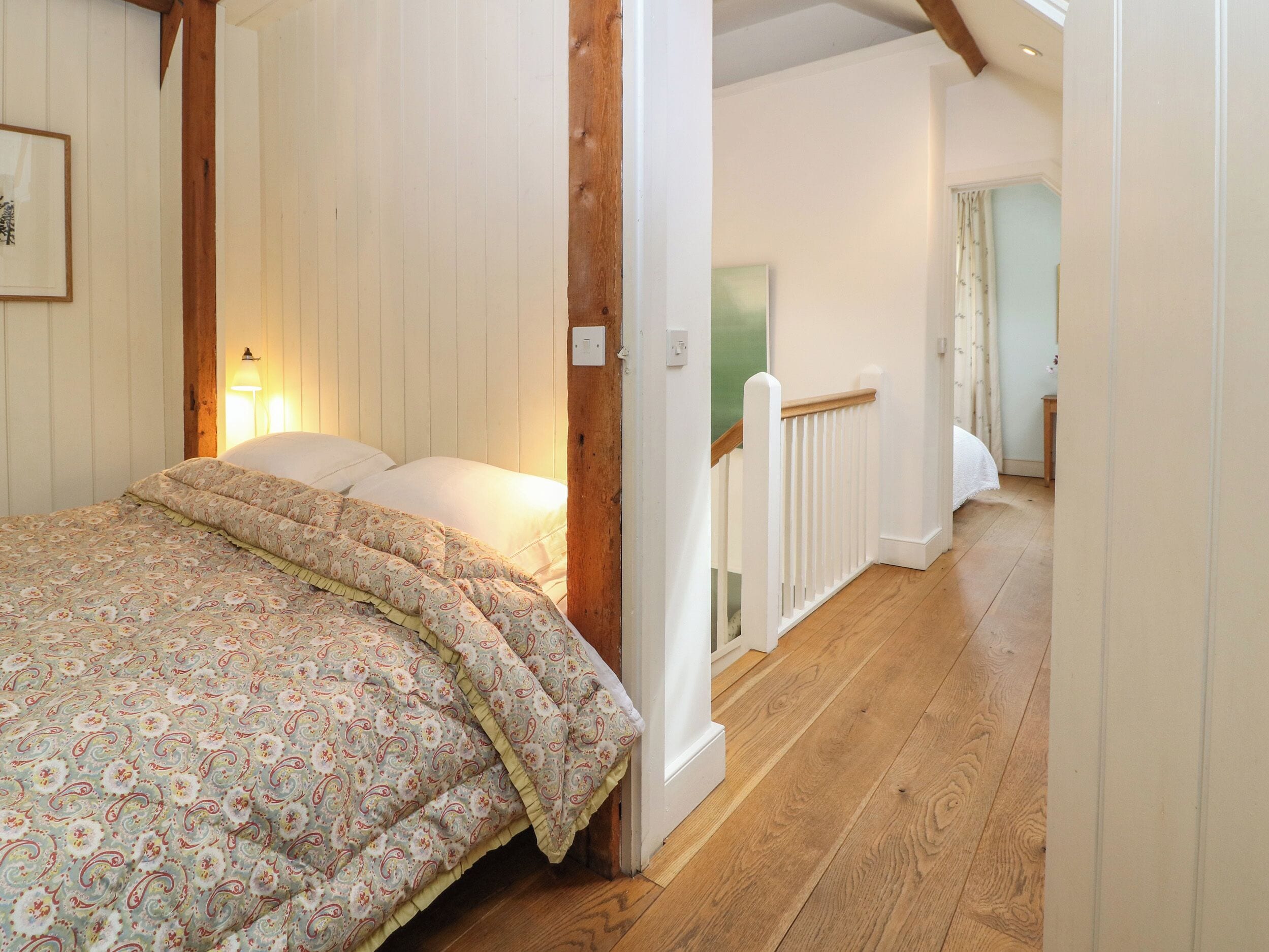 2 bedrooms, individually decorated, individually furnished, free WiFi