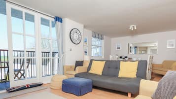 Cottage | Living area