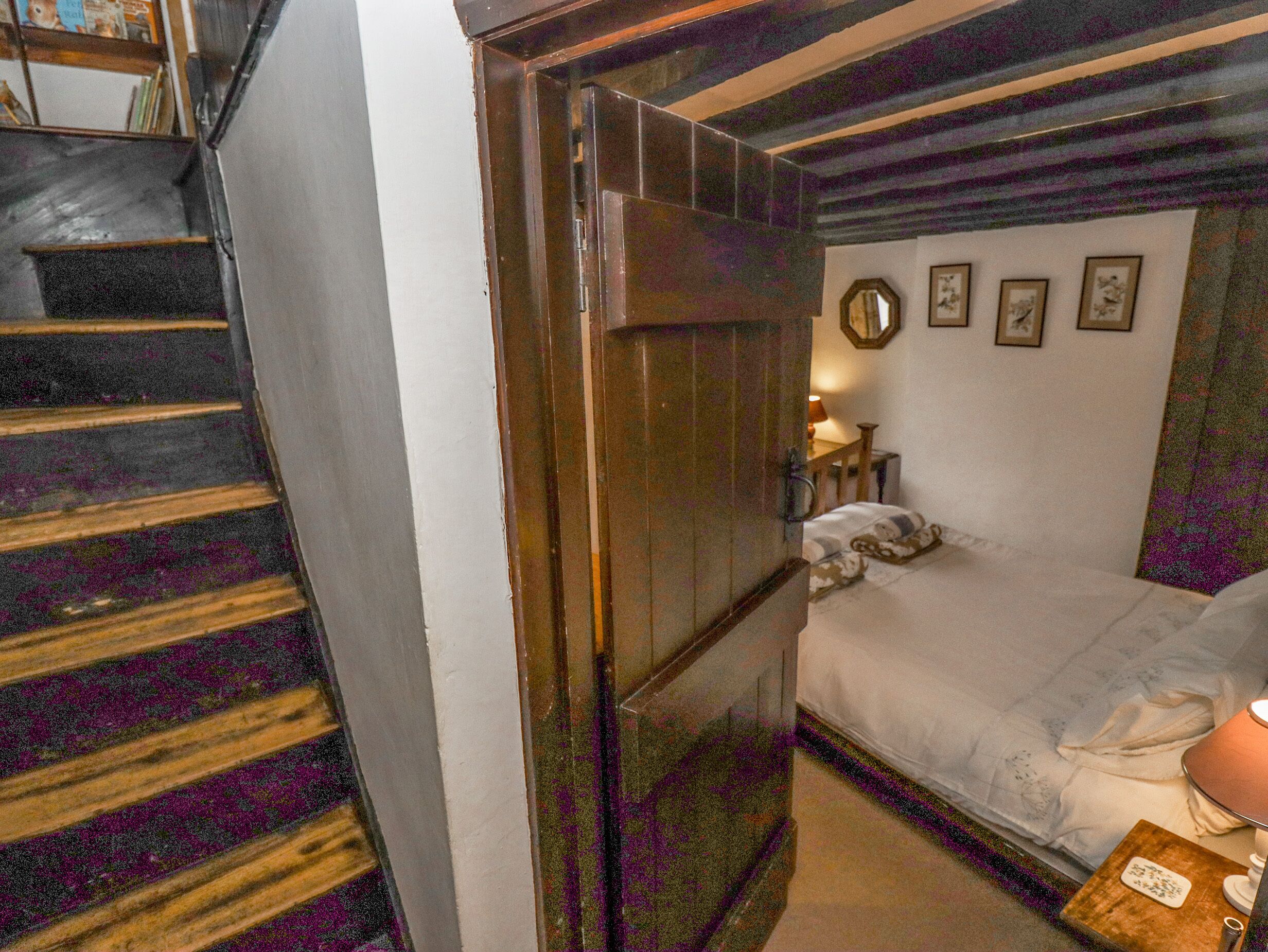 Cottage | 2 bedrooms, individually decorated, individually furnished, free WiFi
