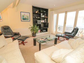 Cottage | Living room