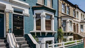Exterior - Charming 1 Bed Flat With Patio in Affluent Fulham (London)