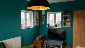 Unclassified image, 4 of 24, button - Unique 3 Bedroom Water Tower Home Close To Tube (London)
